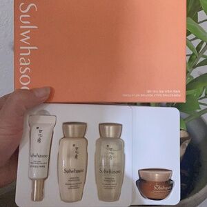 Sulwhasoo Perfecting Daily Routine Kit 4 items Skin Care/Travel Kit